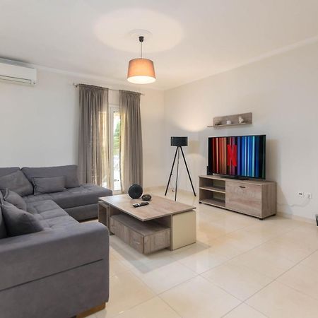 Appartement Διωροφη Μεζονετα-2Km Απο Το Κεντρο-Iliana House à Alepou Extérieur photo