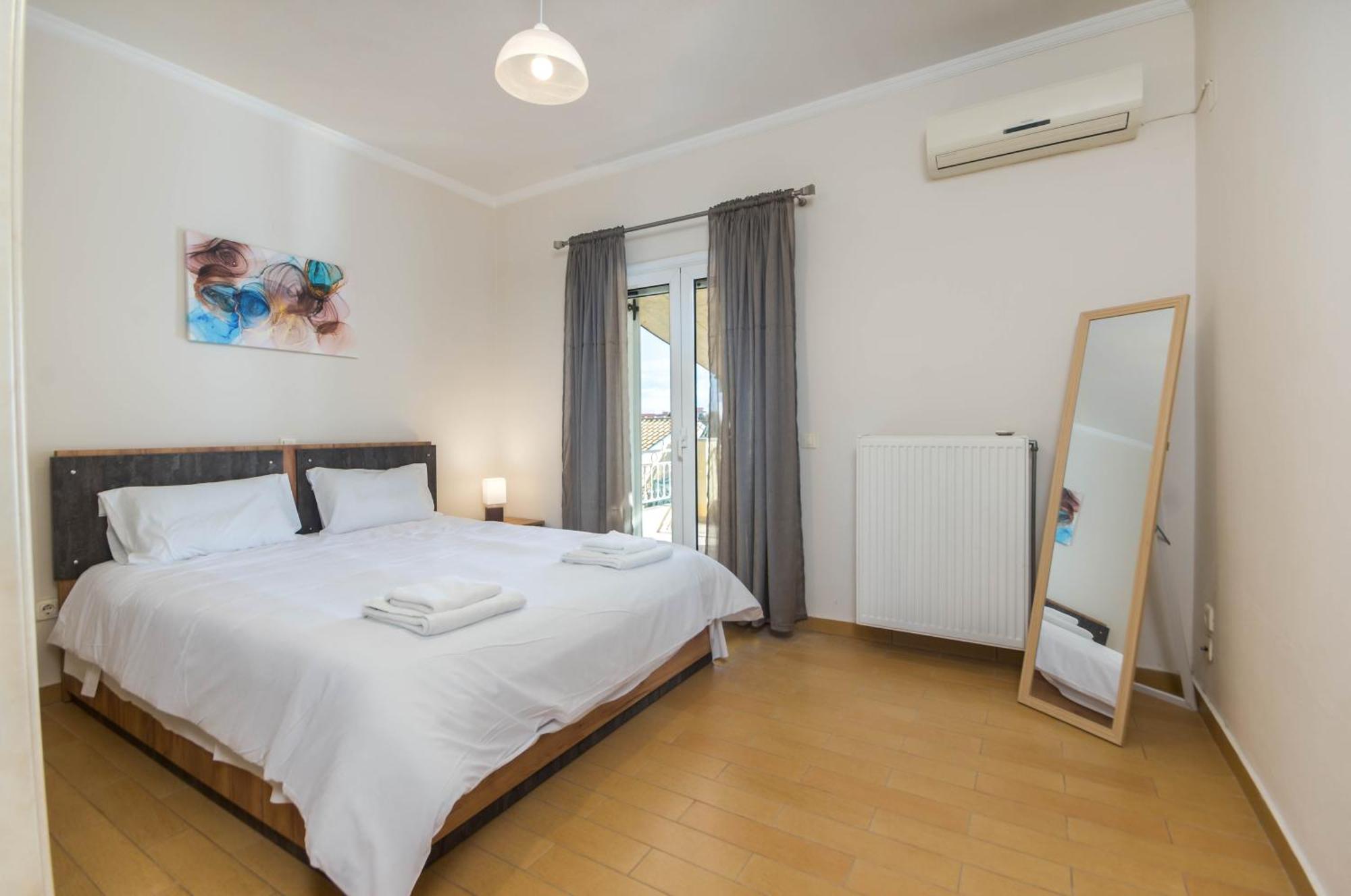 Appartement Διωροφη Μεζονετα-2Km Απο Το Κεντρο-Iliana House à Alepou Extérieur photo