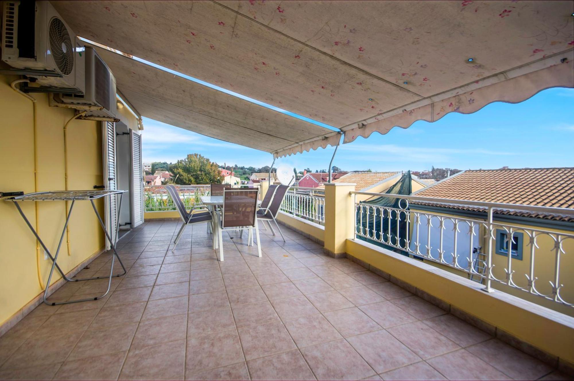 Appartement Διωροφη Μεζονετα-2Km Απο Το Κεντρο-Iliana House à Alepou Extérieur photo